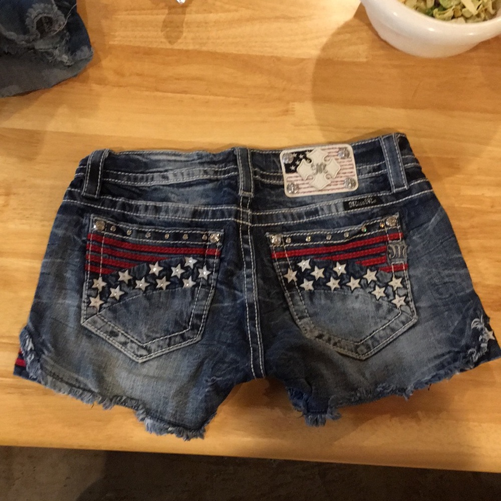 Size 28 Miss Me Shorts